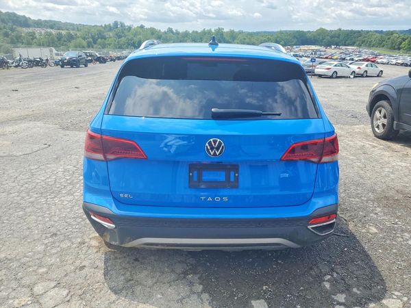 2022 VOLKSWAGEN TAOS