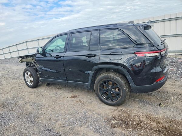 2025 JEEP GRAND CHEROKEE Laredo, Altitude