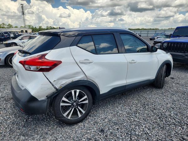 2019 NISSAN KICKS