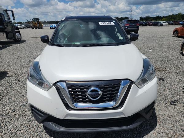 2019 NISSAN KICKS