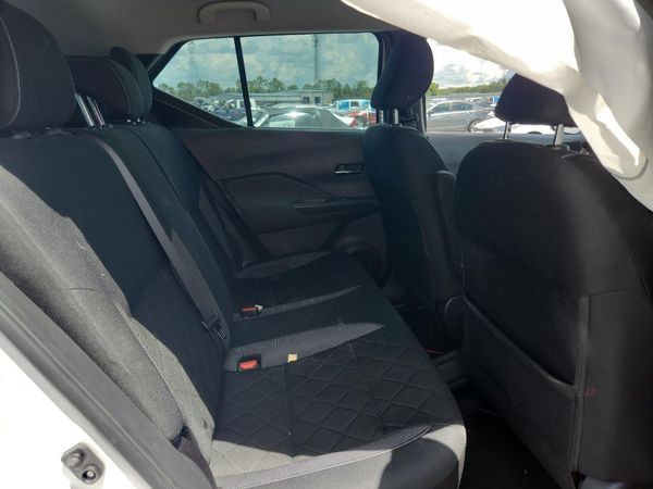 2019 NISSAN KICKS
