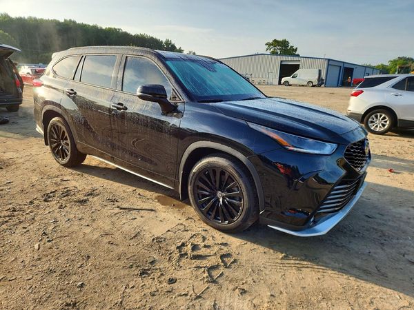 2023 TOYOTA HIGHLANDER
