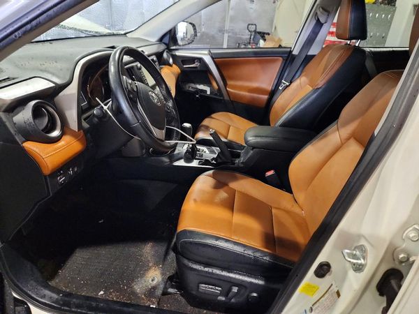 2016 TOYOTA RAV4 Limited (G Grade) — DENT