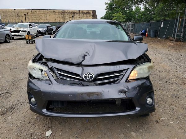2013 TOYOTA COROLLA