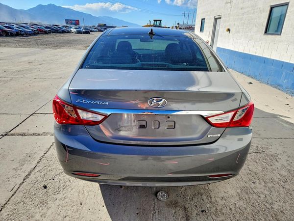 2013 HYUNDAI SONATA