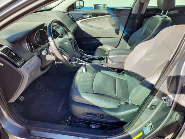 2013 HYUNDAI SONATA