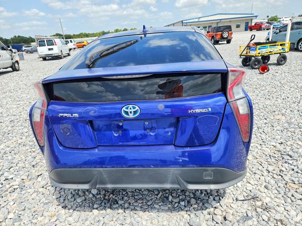 2017 TOYOTA PRIUS