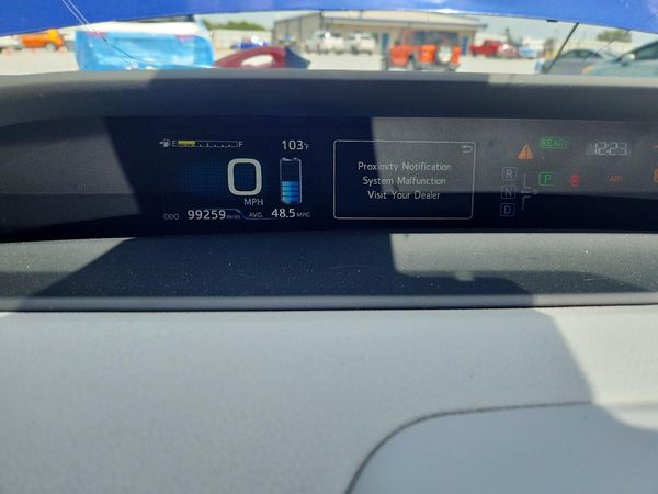 2017 TOYOTA PRIUS