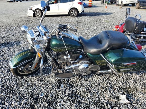 2019 HARLEY-DAVIDSON FLHR