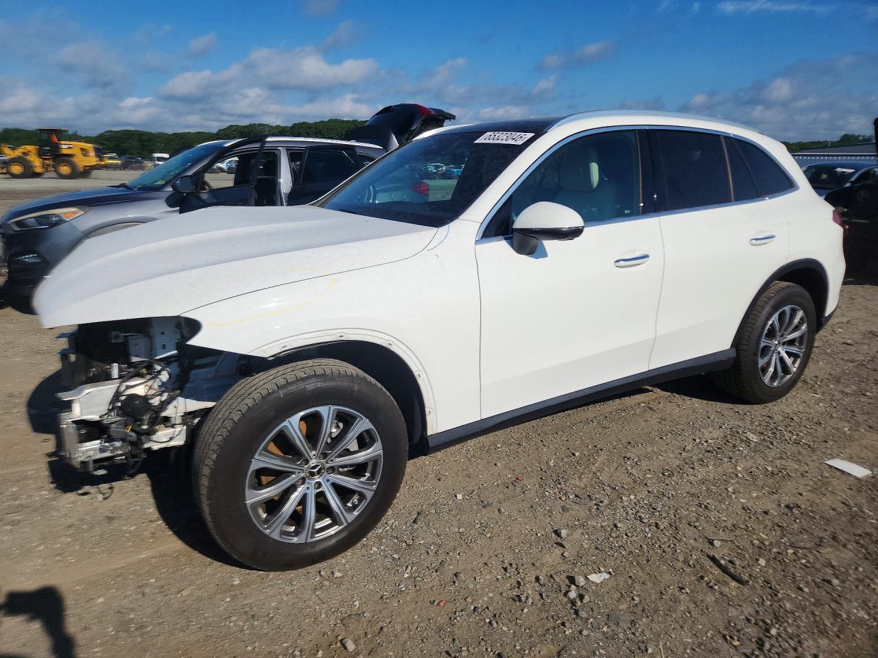 2025 MERCEDES-BENZ GLC