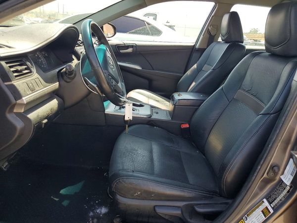 2014 TOYOTA CAMRY