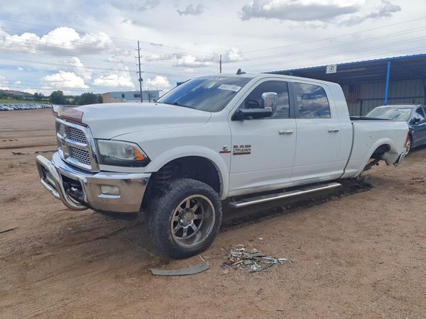 2013 RAM 2500 Laramie — Front 3/4