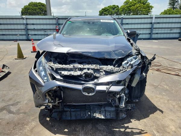 2019 TOYOTA RAV4