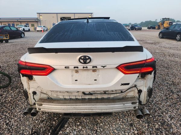 2019 TOYOTA CAMRY