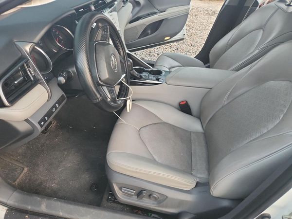 2019 TOYOTA CAMRY