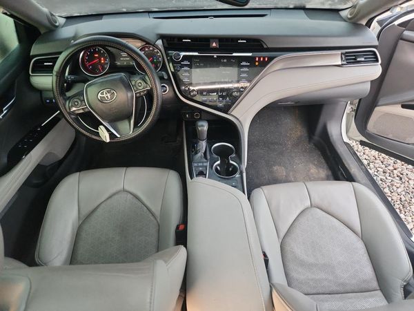 2019 TOYOTA CAMRY