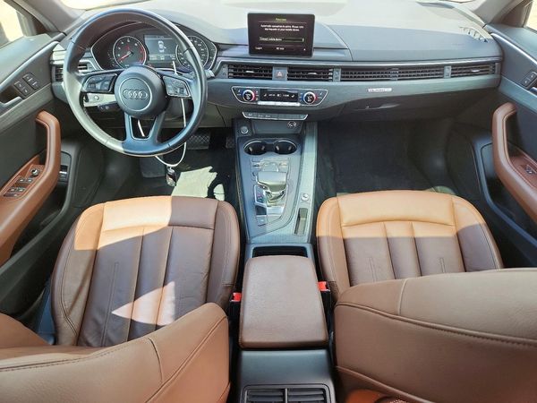 2017 AUDI A4 quattro Premium
