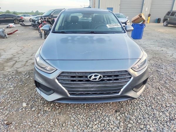 2018 HYUNDAI ACCENT SE and SEL