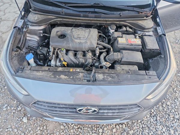 2018 HYUNDAI ACCENT SE and SEL