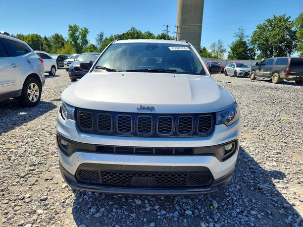 2026 JEEP COMPASS Latitude/North