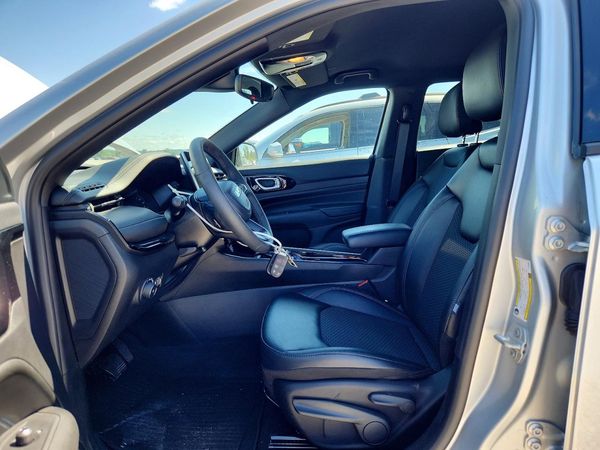 2026 JEEP COMPASS Latitude/North