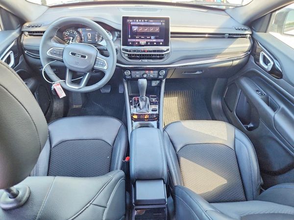2026 JEEP COMPASS Latitude/North