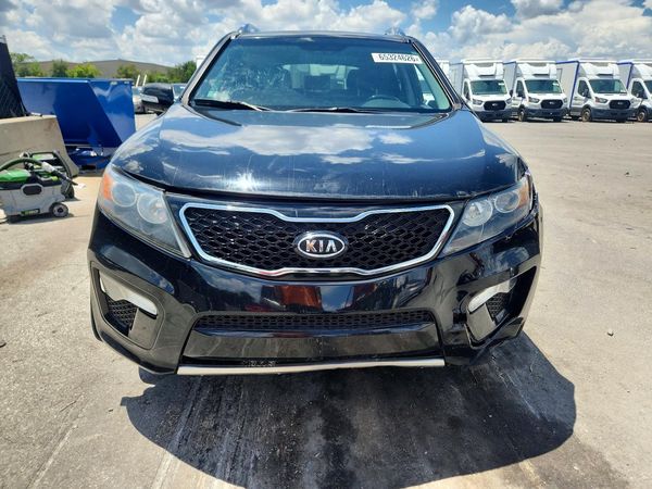 2013 KIA SORENTO SX