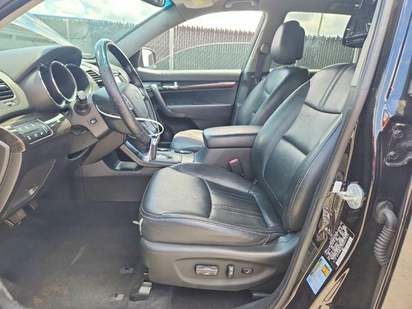 2013 KIA SORENTO SX