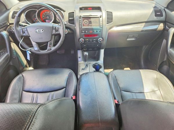 2013 KIA SORENTO SX