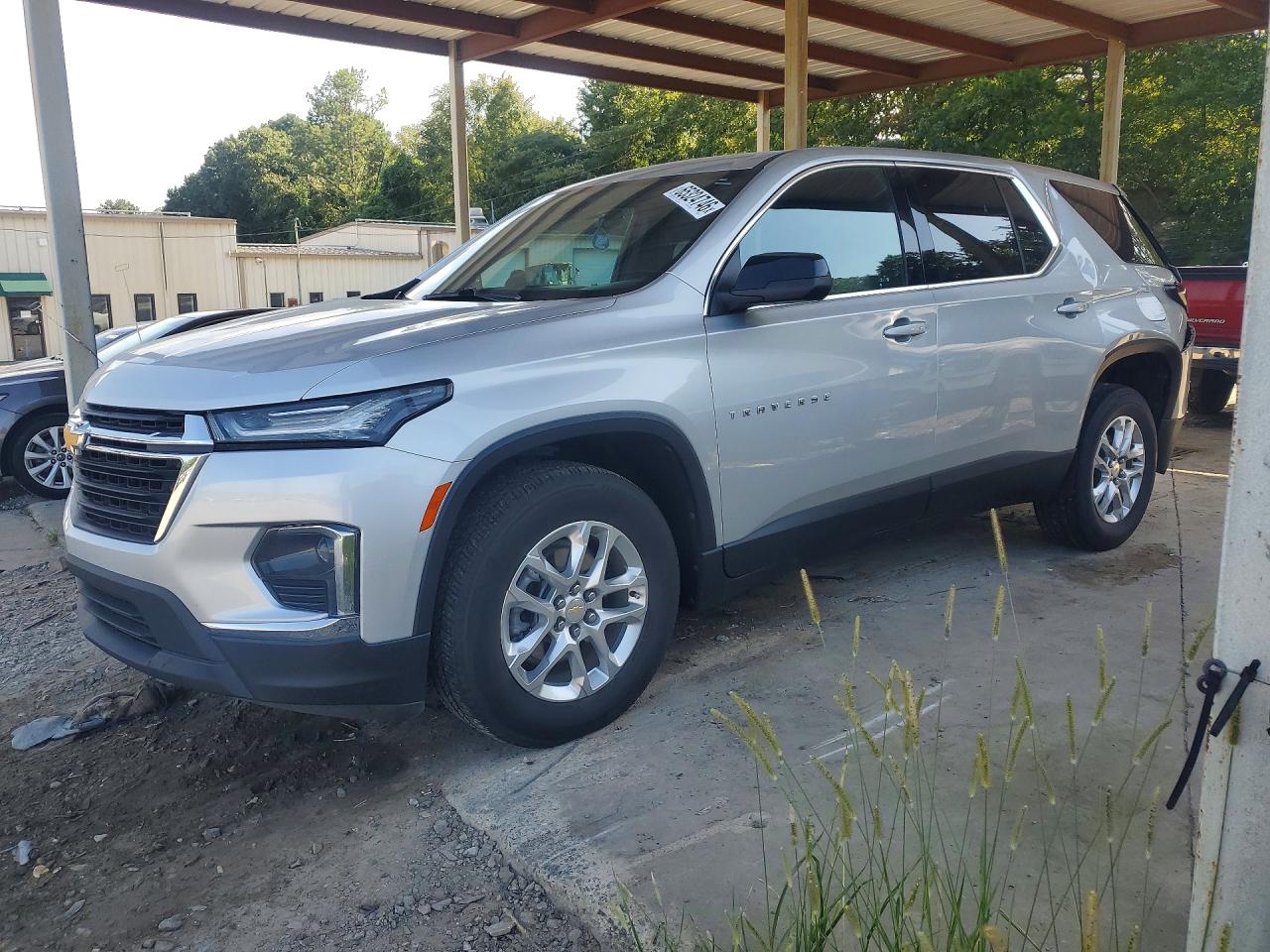 2022 CHEVROLET TRAVERSE LS