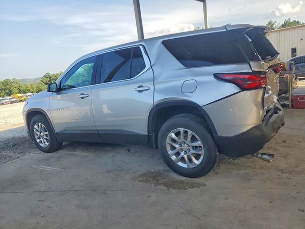 2022 CHEVROLET TRAVERSE LS