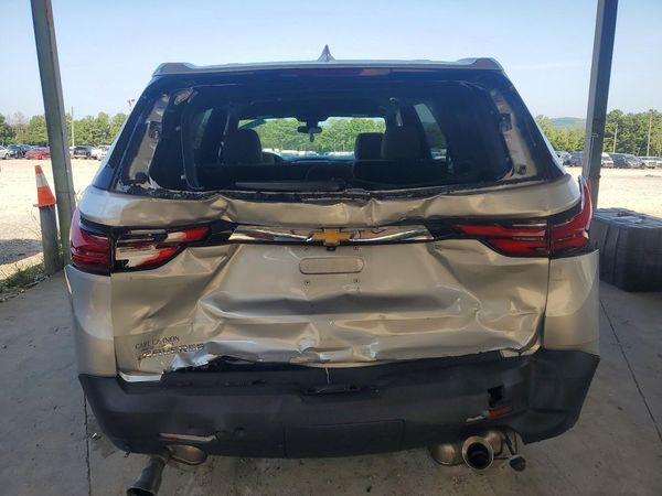 2022 CHEVROLET TRAVERSE LS