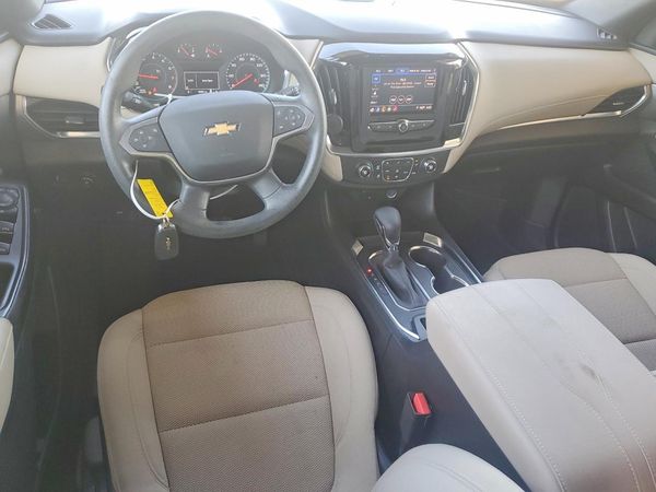 2022 CHEVROLET TRAVERSE LS