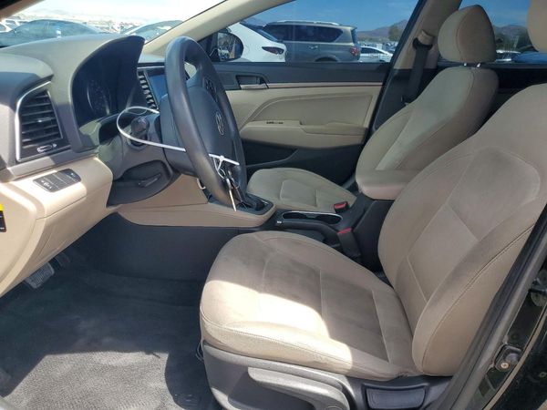 2017 HYUNDAI ELANTRA