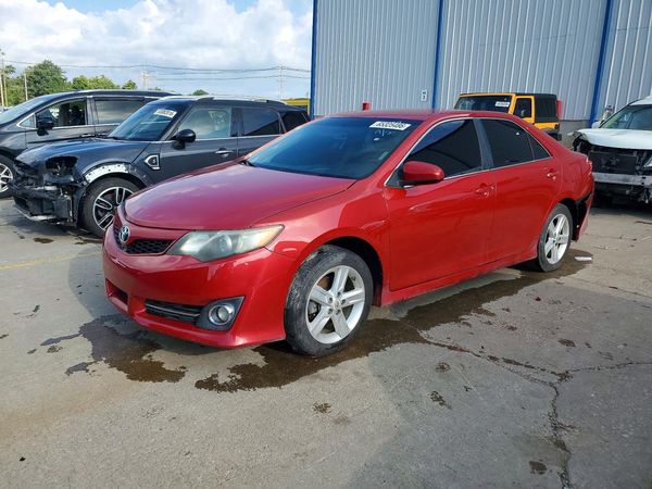 2012 TOYOTA CAMRY