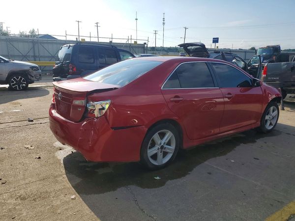 2012 TOYOTA CAMRY