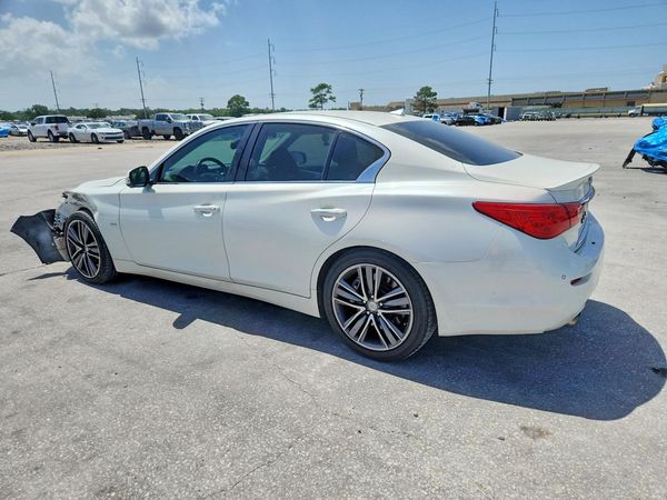 2016 INFINITI Q50
