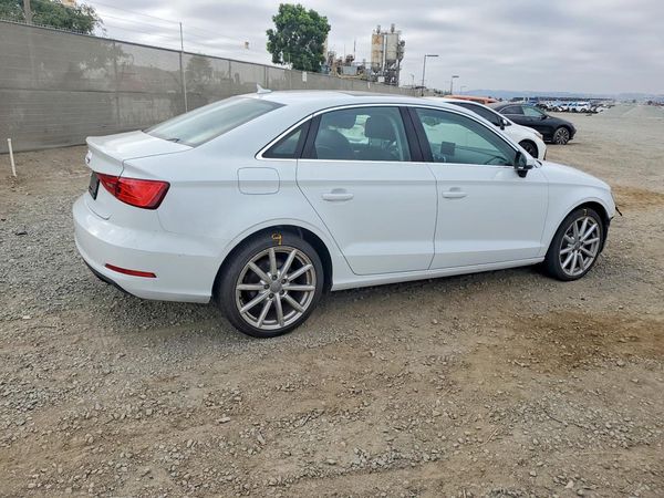 2015 AUDI A3