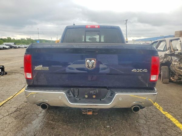 2018 RAM 1500 SLT