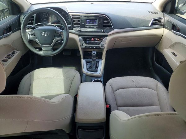 2017 HYUNDAI ELANTRA