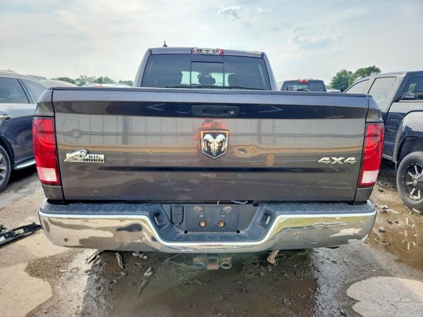 2014 RAM 1500 SLT