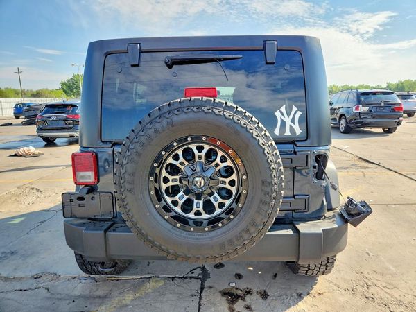 2017 JEEP WRANGLER UNLIMITED SPORT 4X4