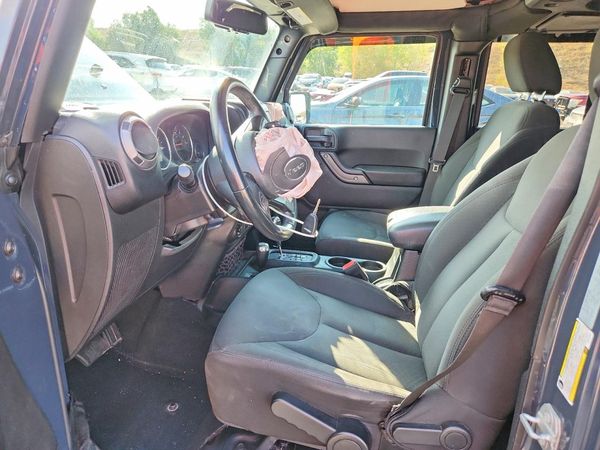 2017 JEEP WRANGLER UNLIMITED SPORT 4X4
