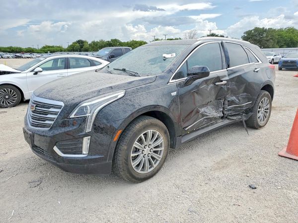 2018 CADILLAC XT5 — DSFA — Front 3/4
