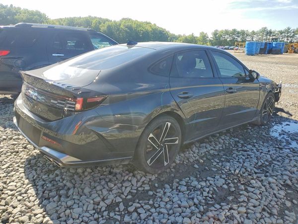 2025 HYUNDAI SONATA