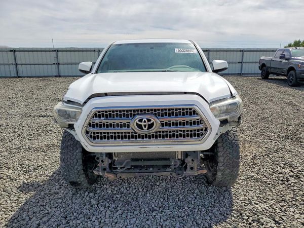 2016 TOYOTA TACOMA