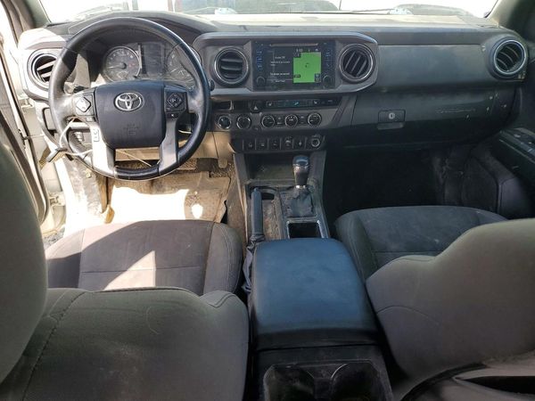 2016 TOYOTA TACOMA