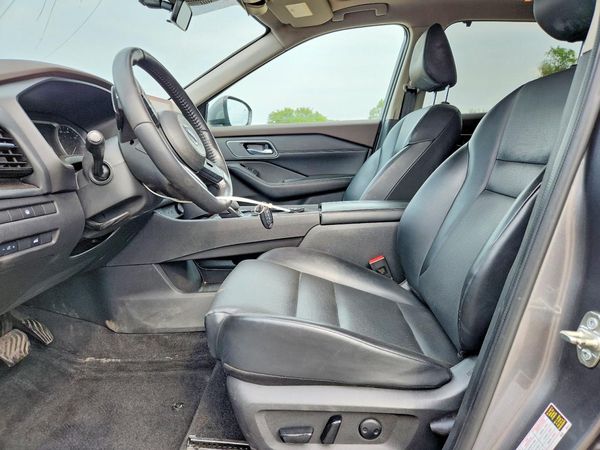2021 NISSAN ROGUE SV — DENT