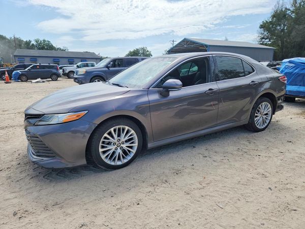 2020 TOYOTA CAMRY