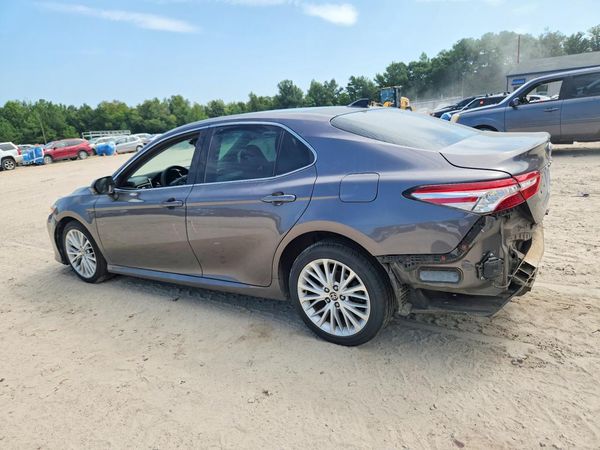 2020 TOYOTA CAMRY